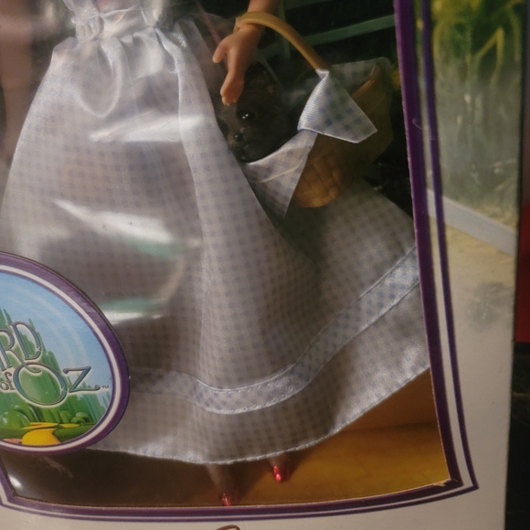 Dorothy Barbie 👠 ✨️ Pink label 🩷 collectors doll - Picture 3 of 10